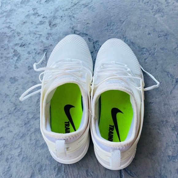 Nike Training Shoes - Picture 2 of 7